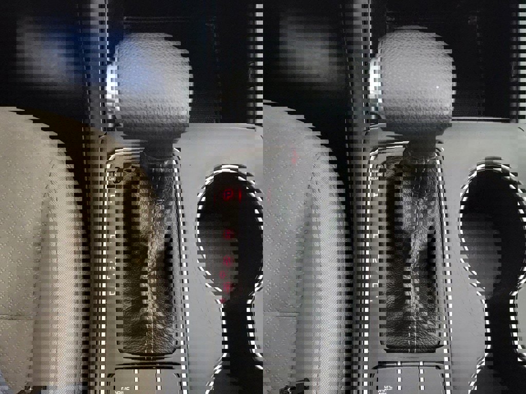 Used 2019 Kia Sorento LX image 19