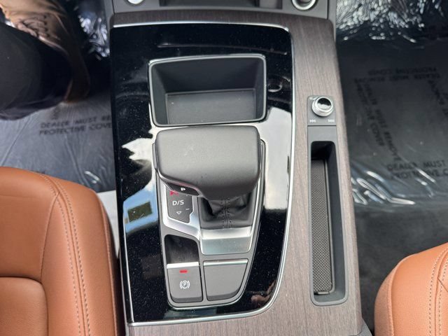 Certified 2023 Audi Q5 2.0T Premium w/ Convenience Package AWD/4WD image 21