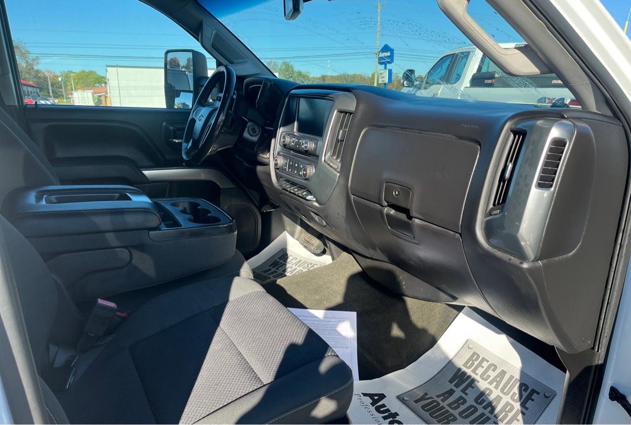 Used 2016 Chevrolet Silverado 2500 LT AWD/4WD image 12