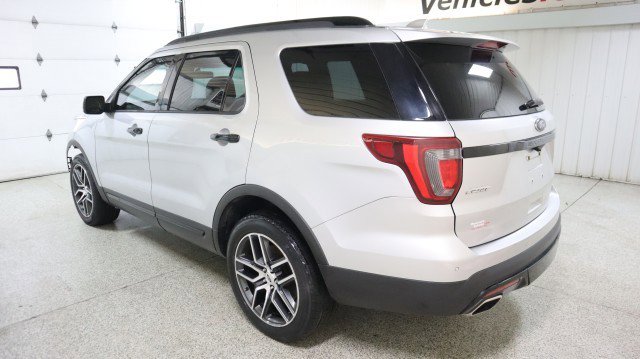 Used 2017 Ford Explorer Sport w/ Equipment Group 401A image 3