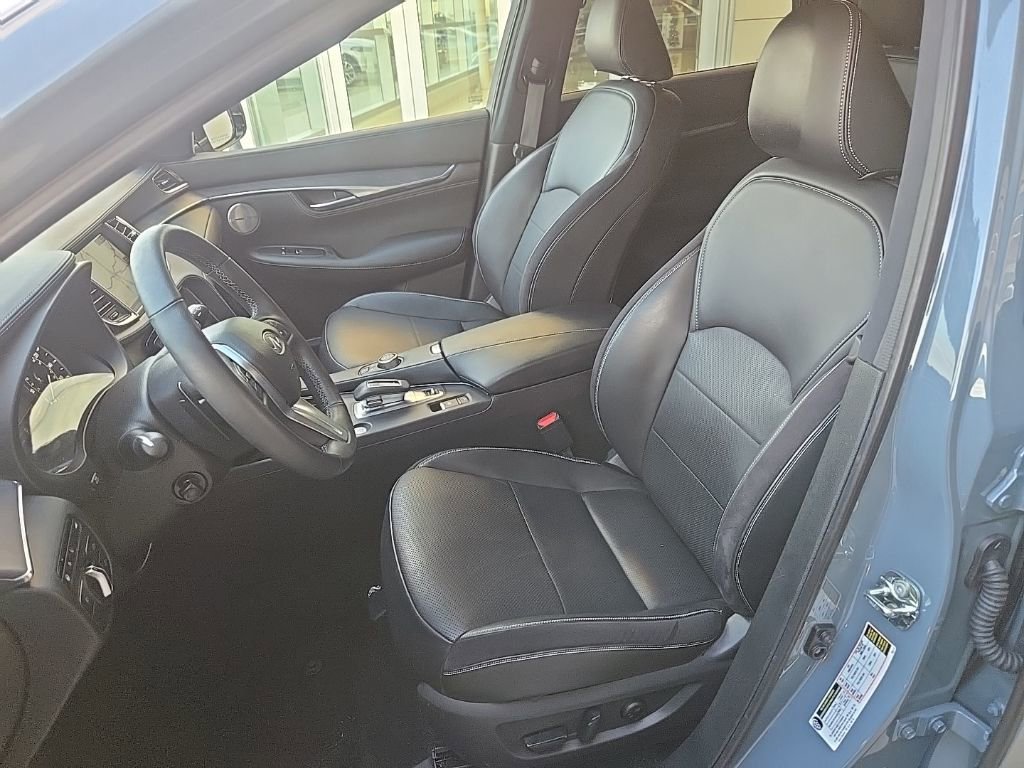 Used 2025 INFINITI QX55 Sensory w/ Lighting Package image 7