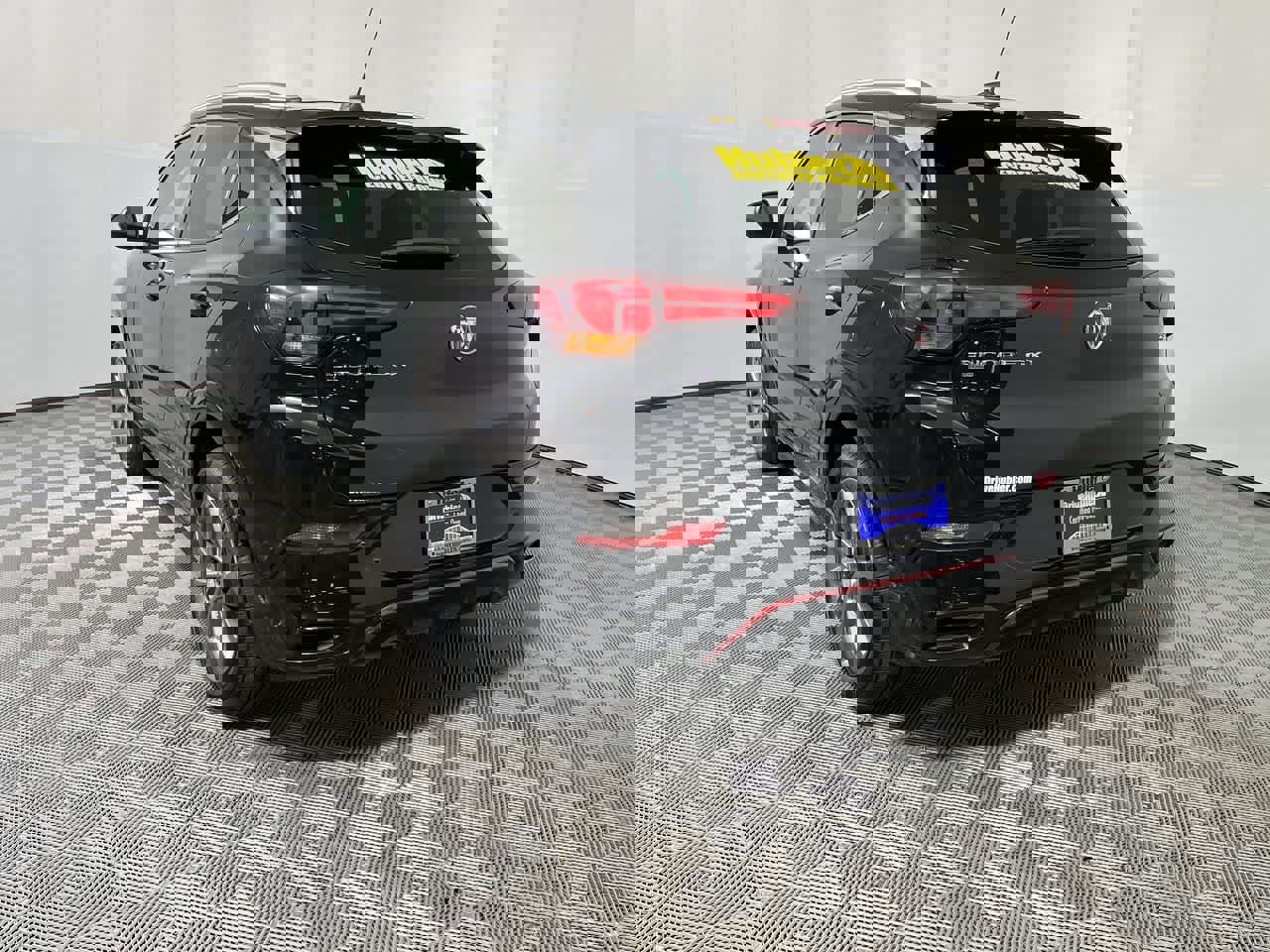 Used 2023 Buick Encore GX Select w/ Sport Touring Package AWD/4WD image 6