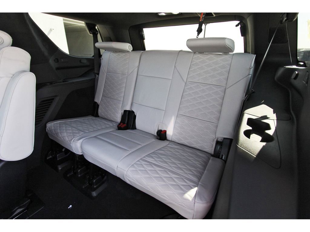 New 2025 Cadillac Escalade Sport Platinum w/ LPO, ONYX Package image 13