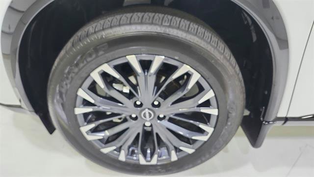 Certified 2026 Nissan Rogue Platinum w/ Platinum Premium Package AWD/4WD image 39