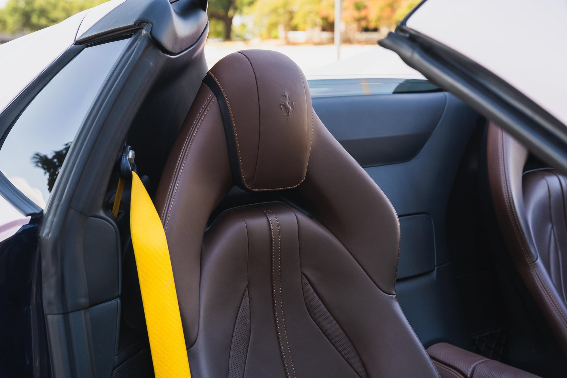 Used 2021 Ferrari 812 GTS RWD image 73