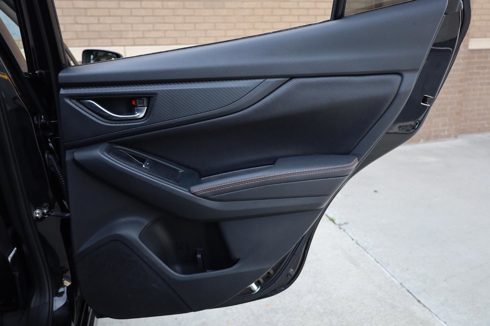 Used 2020 Subaru Crosstrek 2.0i Limited w/ Moonroof Package w/Navigation AWD/4WD image 22