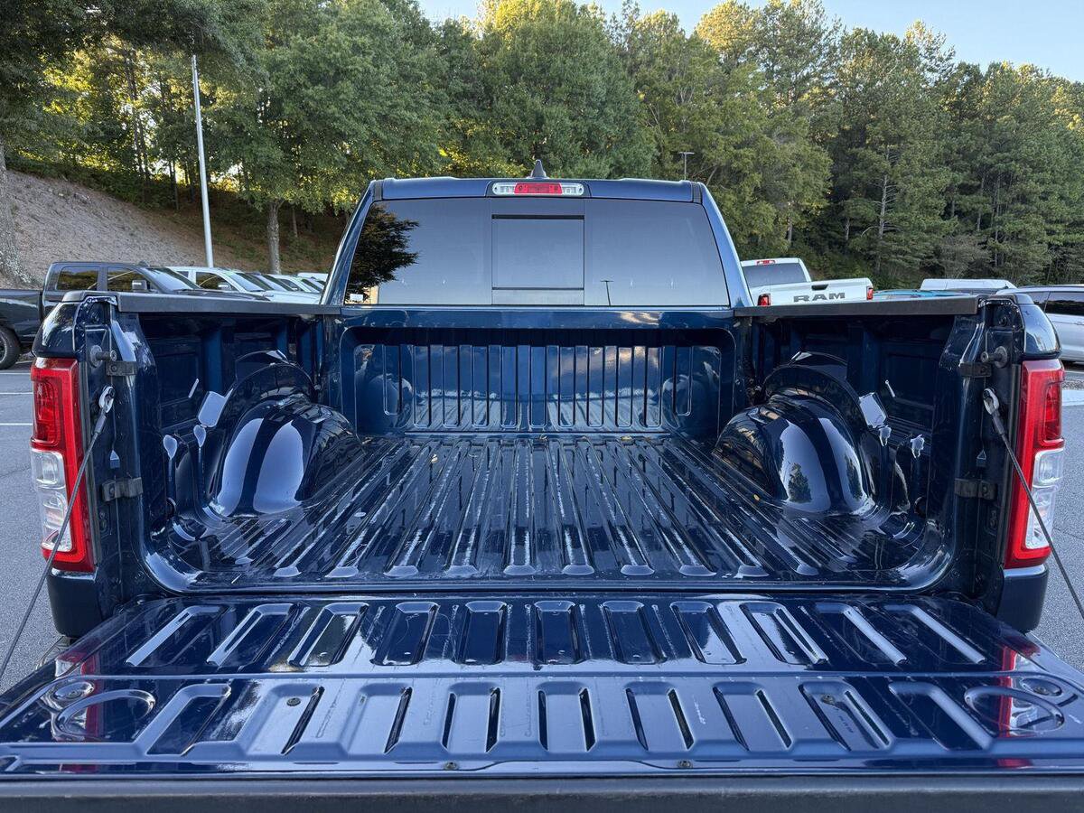 Used 2022 RAM 1500 Big Horn AWD/4WD image 29