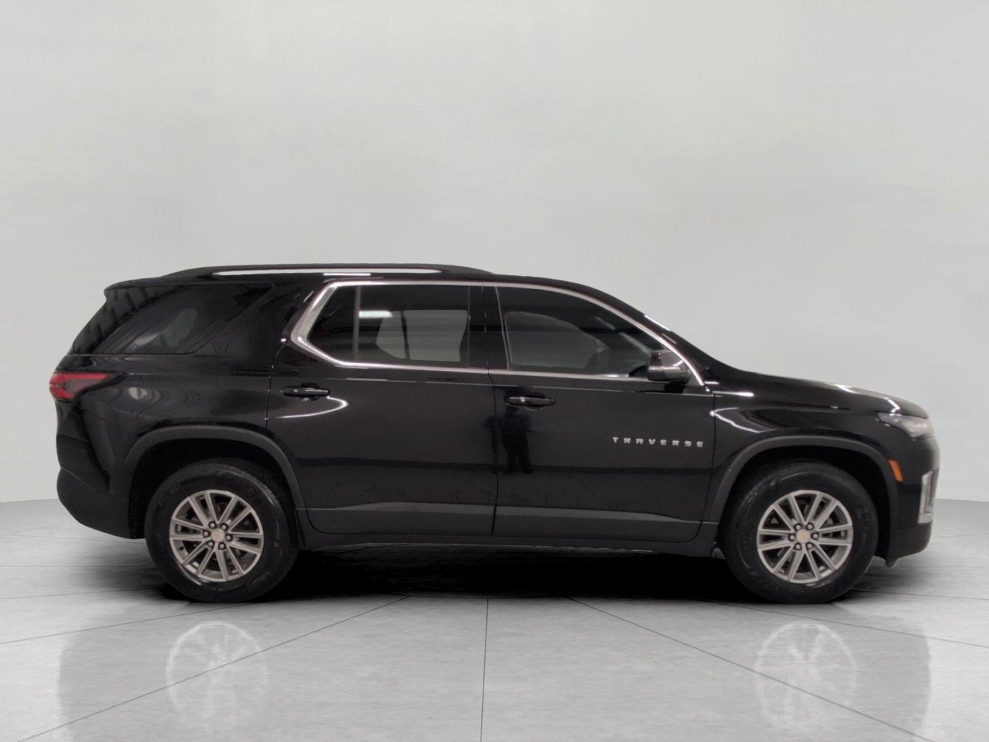 Used 2023 Chevrolet Traverse LT AWD/4WD image 12