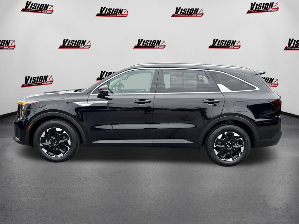 Used 2026 Kia Sorento S FWD image 9