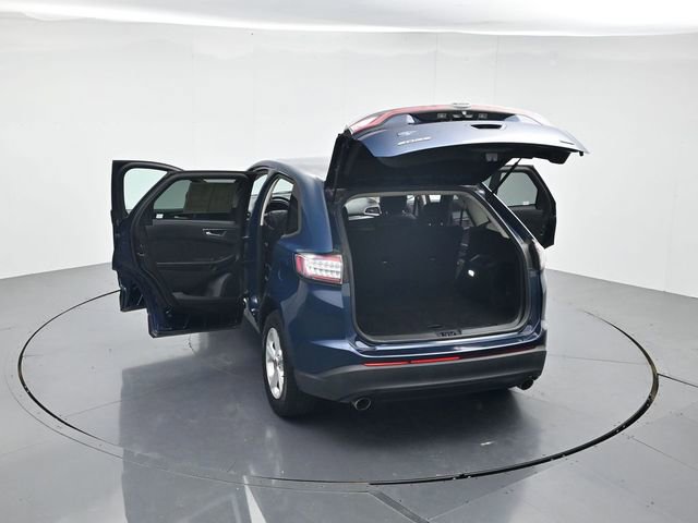 Used 2017 Ford Edge SE FWD image 44