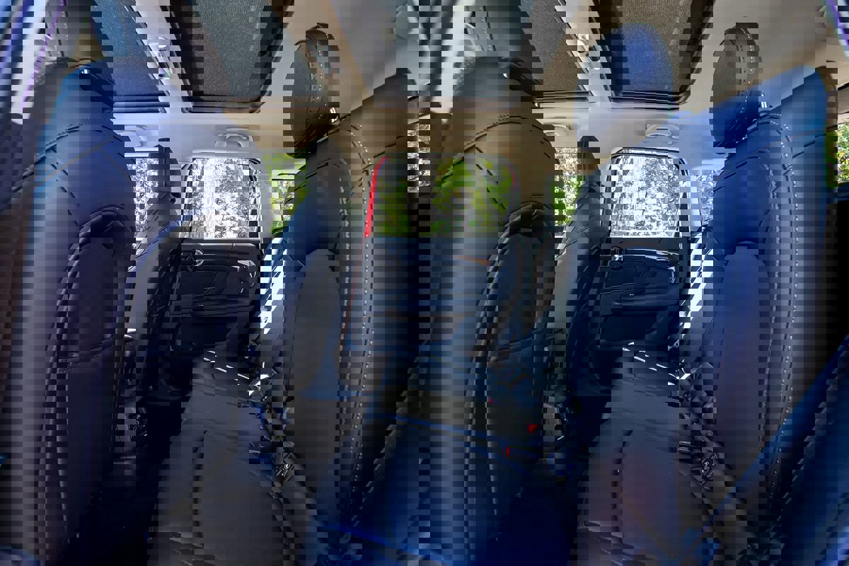 Used 2020 MINI Cooper Countryman S w/ Premium Package image 27