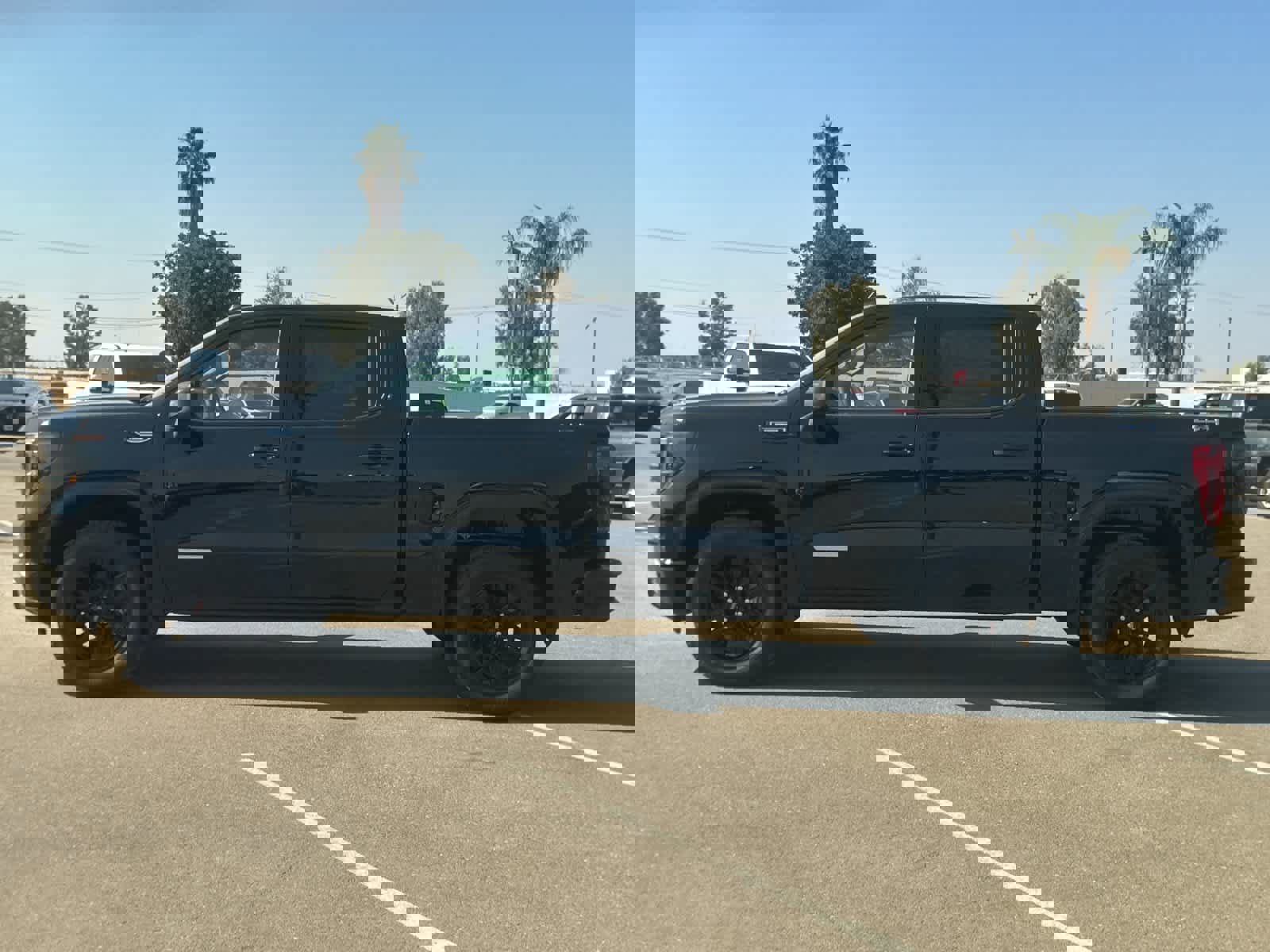 New 2026 GMC Sierra 1500 Elevation image 2