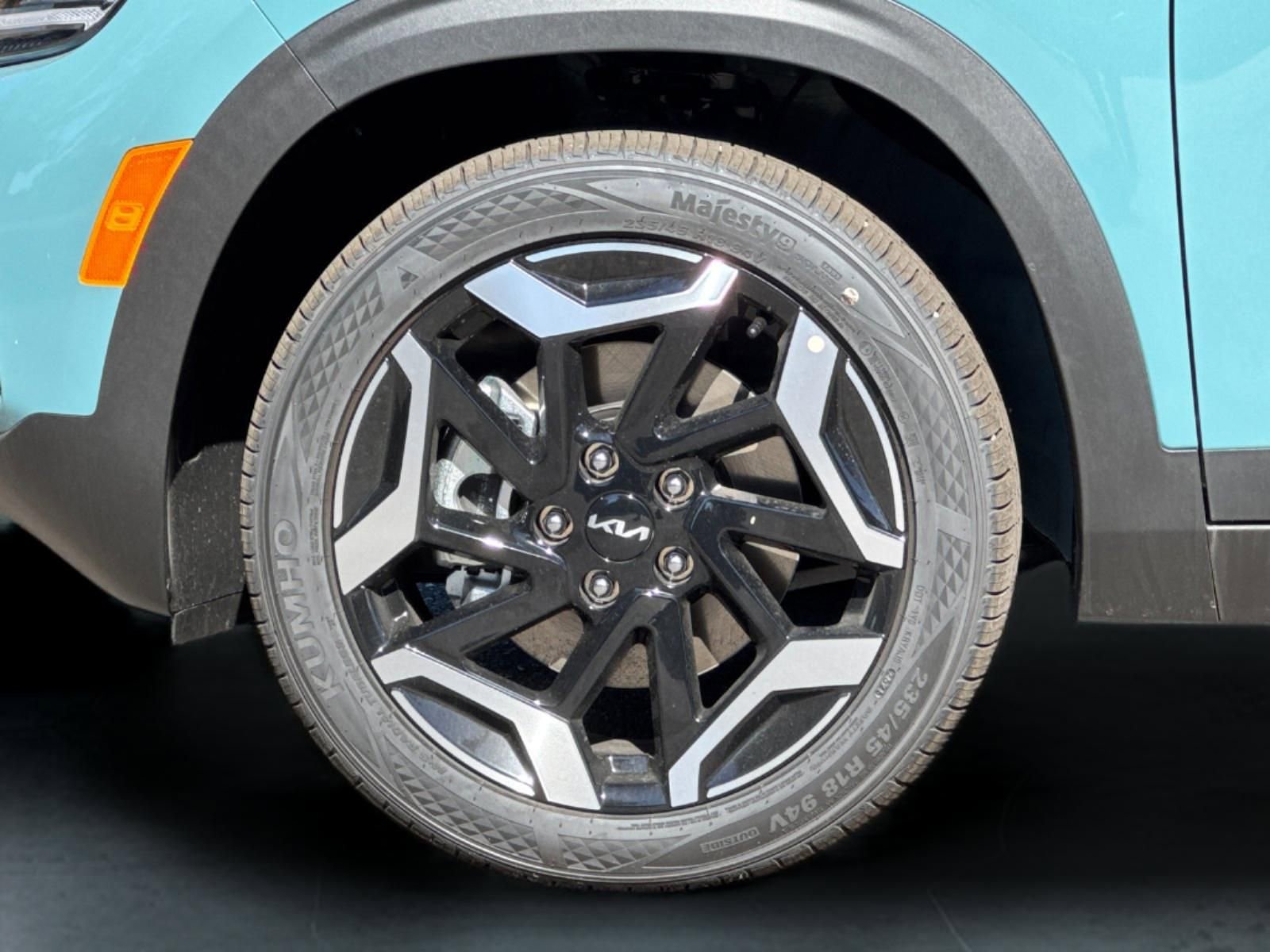 New 2026 Kia Seltos SX w/ SX Sunroof Package image 25