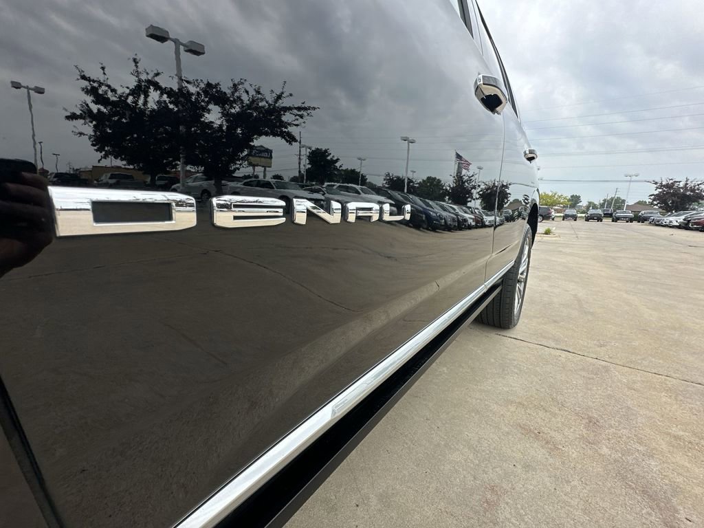 Certified 2021 GMC Yukon Denali w/ Denali Ultimate Package image 34