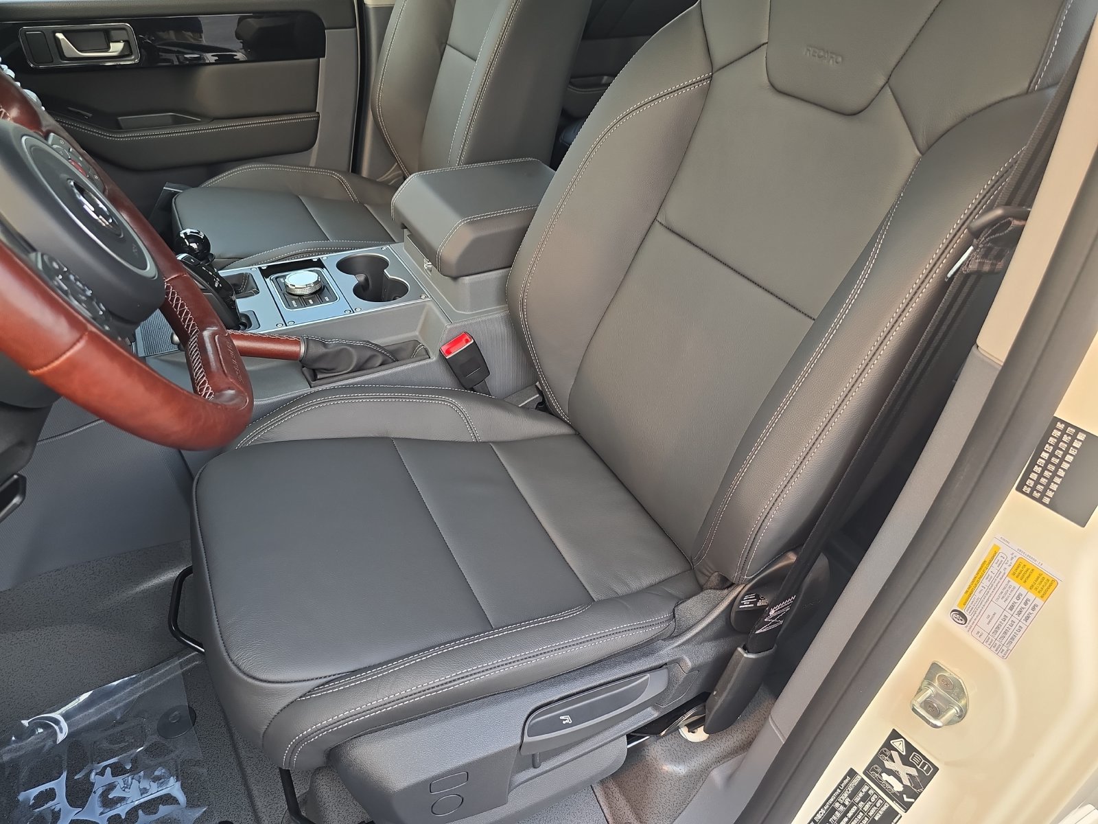 New 2026 INEOS Grenadier Station Wagon AWD/4WD image 15