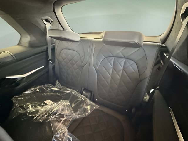 Used 2026 BMW X7 xDrive40i image 32