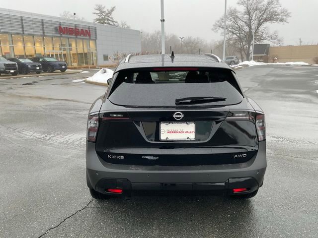 New 2026 Nissan Kicks SV w/ SV Premium Package image 5