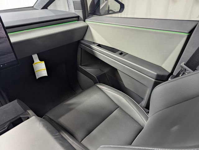 Used 2024 Tesla Cybertruck AWD Crew Cab image 8
