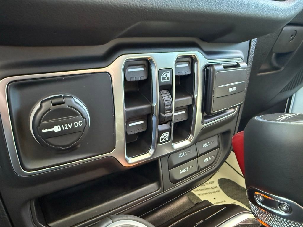 New 2026 Jeep Gladiator Sport S image 21