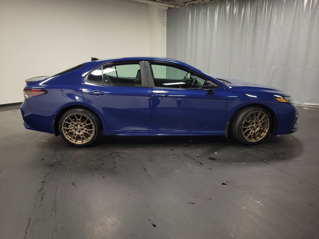 Used 2024 Toyota Camry SE FWD image 9