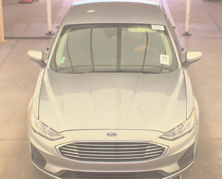 Used 2020 Ford Fusion SE image 2