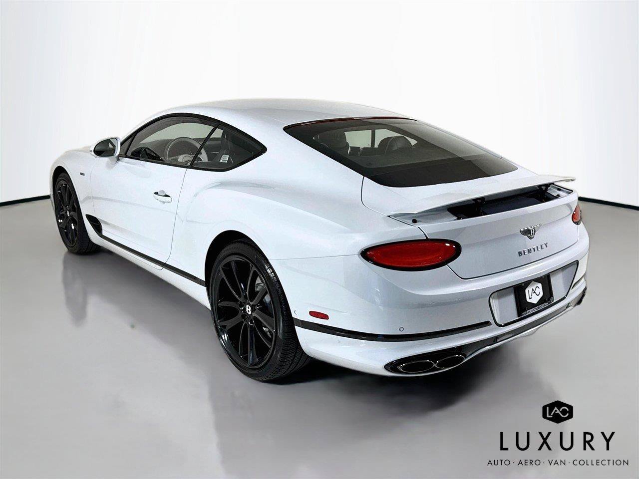 Used 2024 Bentley Continental GT V8 AWD/4WD image 7