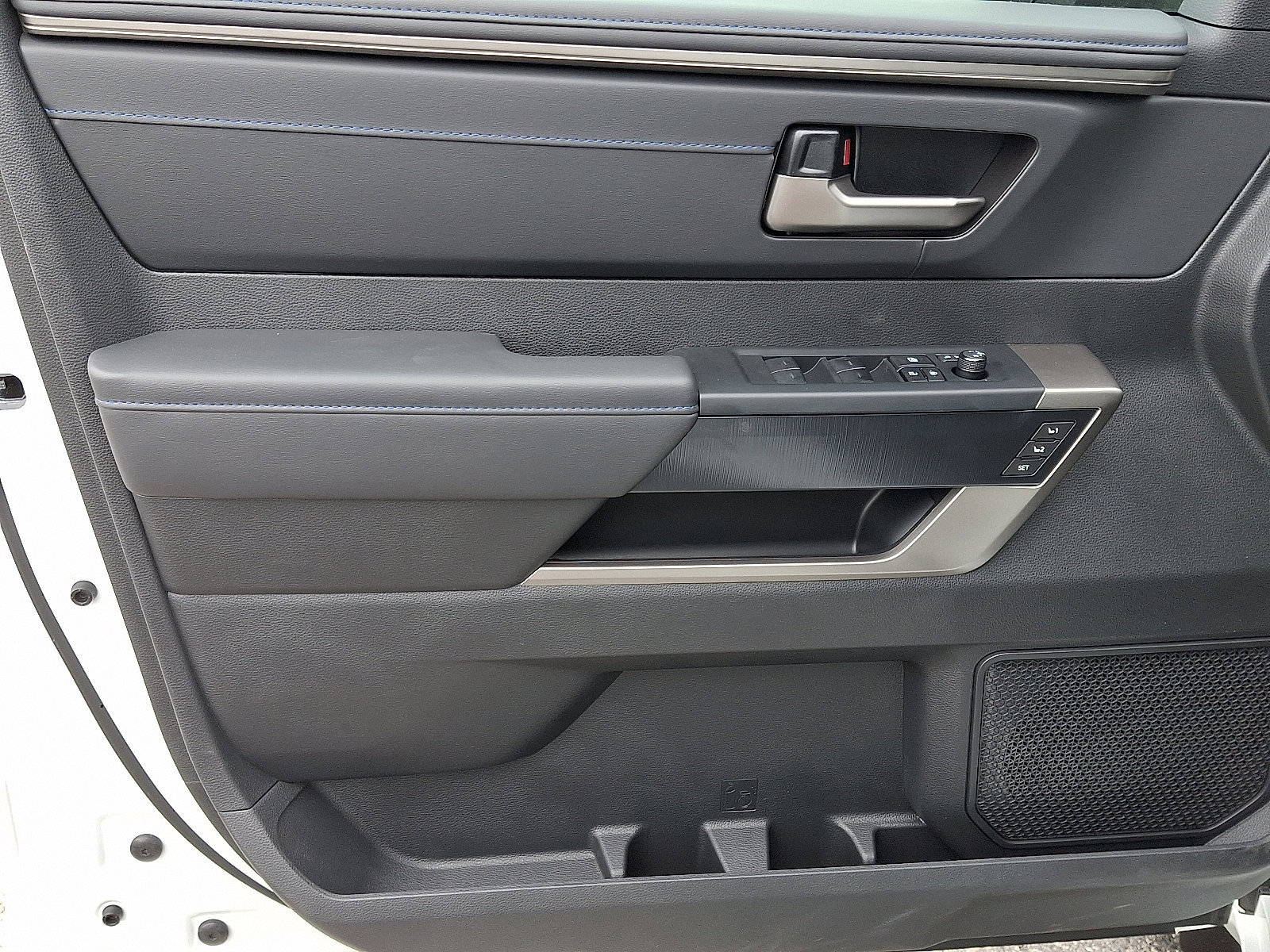 New 2026 Toyota Tundra Platinum image 10