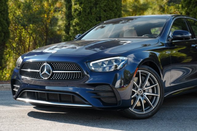 Used 2021 Mercedes-Benz E 350 4MATIC Sedan w/ Premium Package image 2