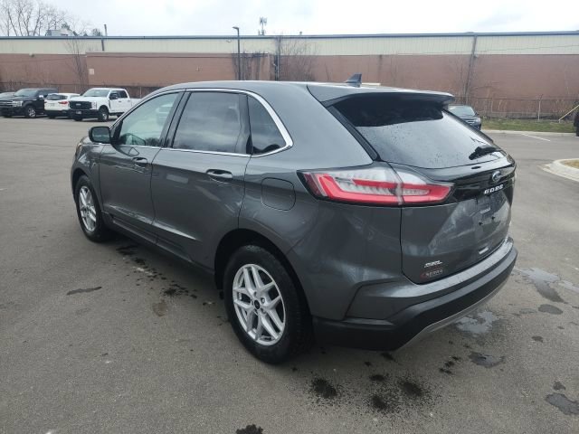 Used 2024 Ford Edge SEL w/ Convenience Package AWD/4WD image 7