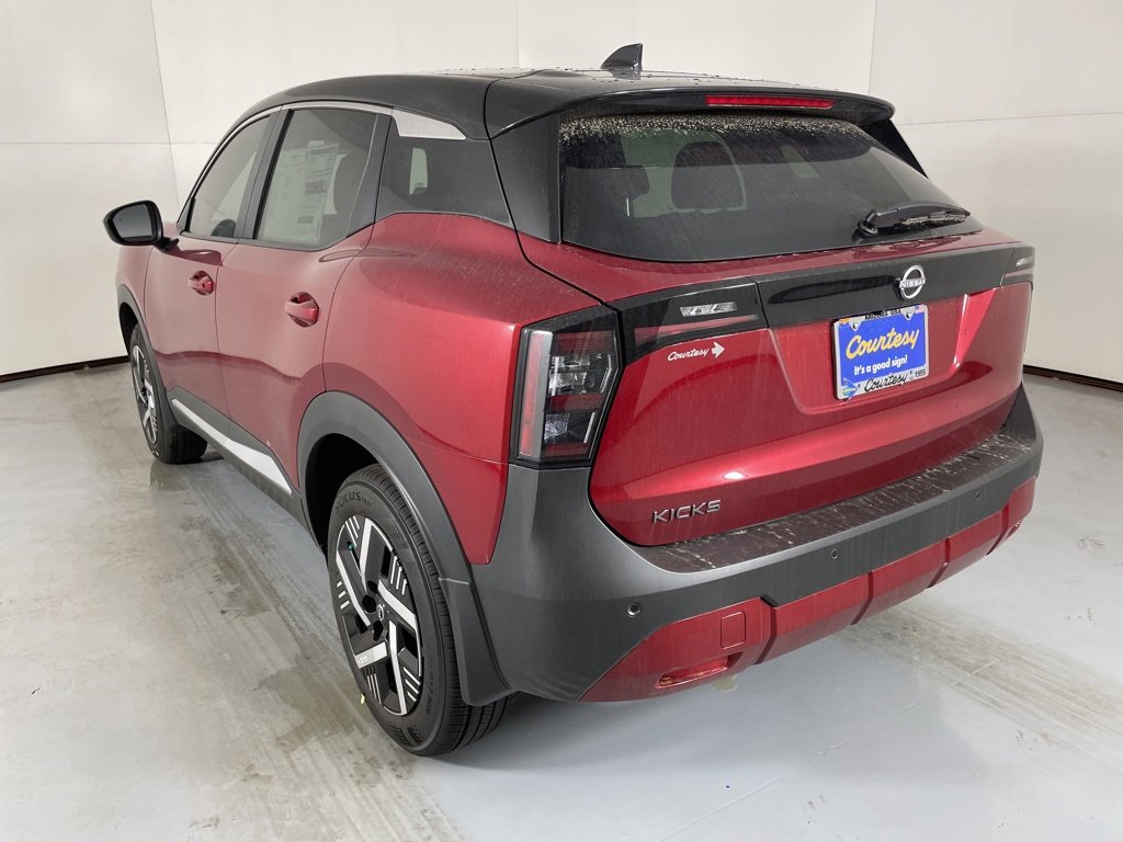 New 2025 Nissan Kicks SV image 6