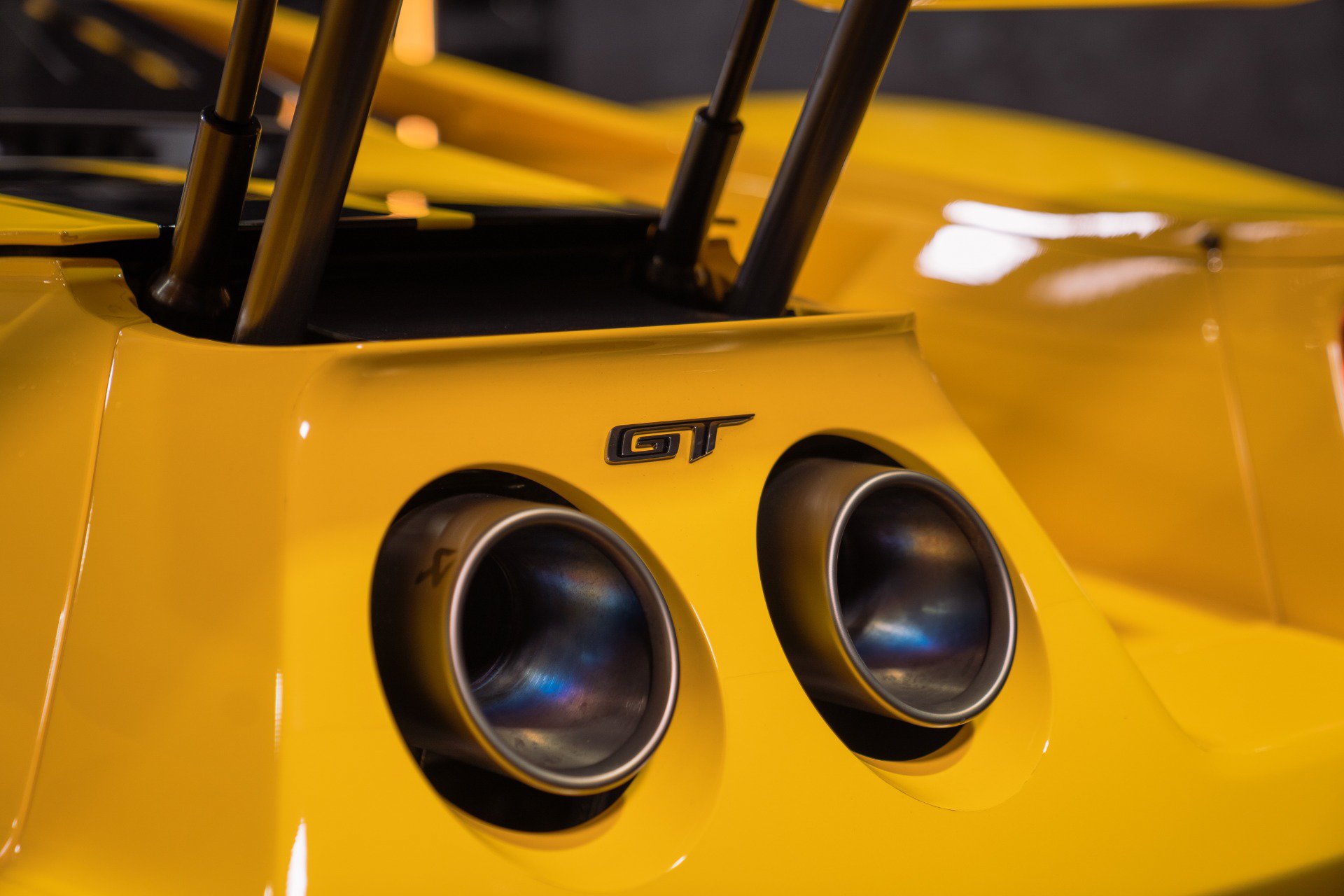 Used 2019 Ford GT RWD image 26