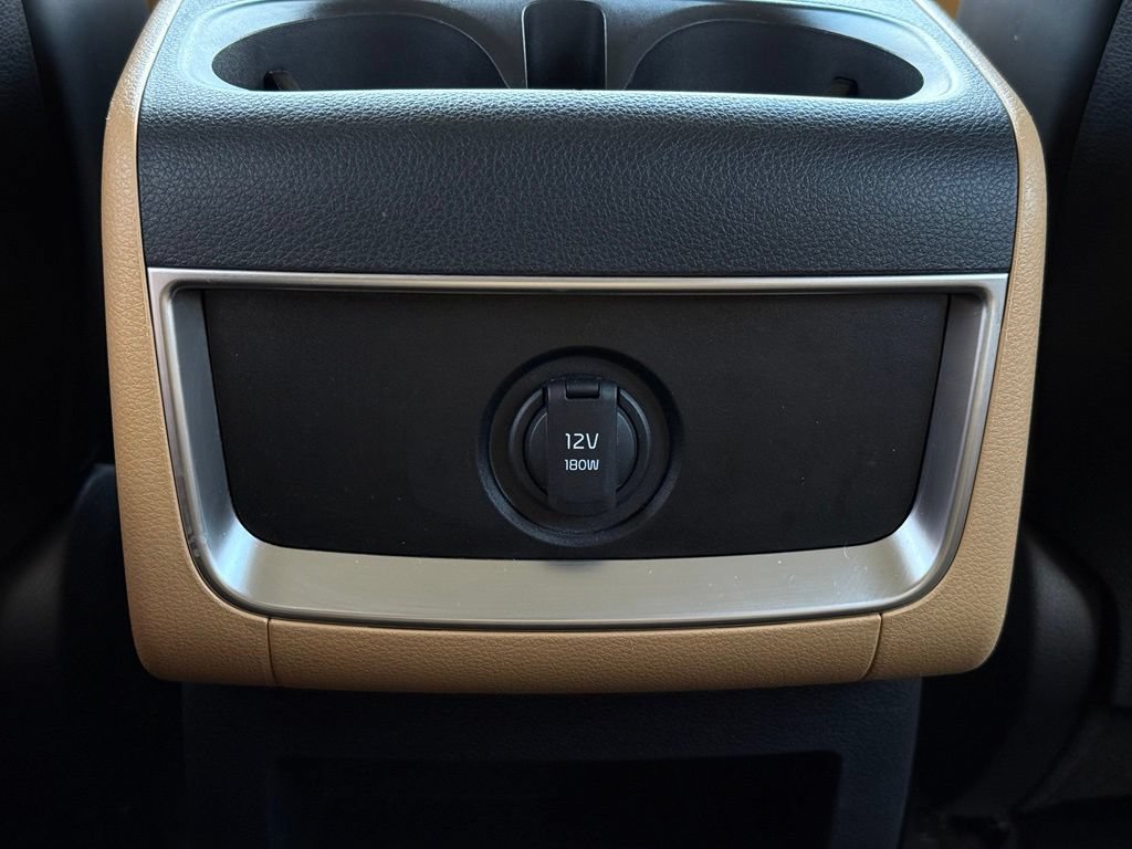 Used 2024 Kia Carnival LX FWD image 51