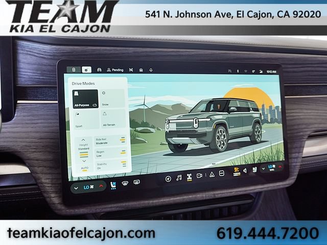 Used 2026 Rivian R1S Adventure AWD/4WD image 32