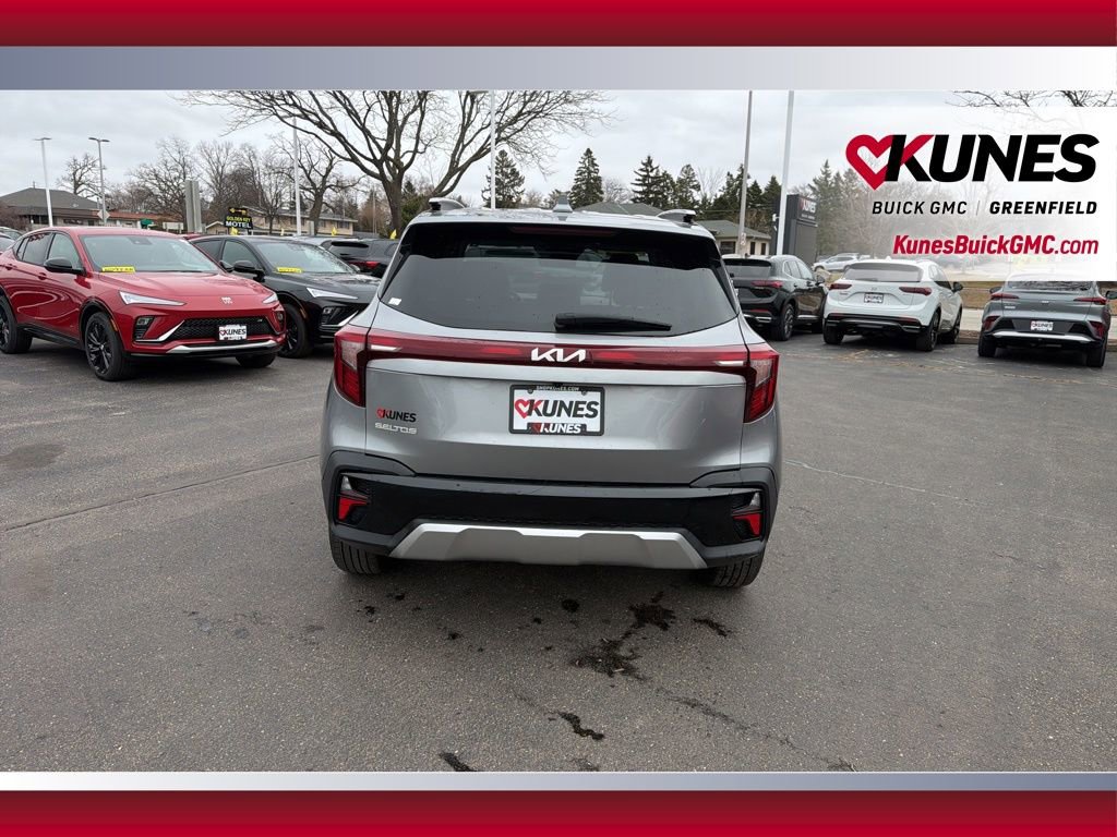 Used 2025 Kia Seltos S image 6