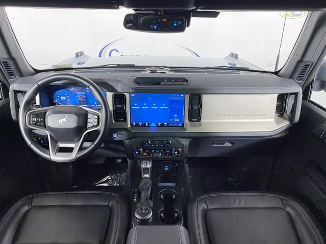 Used 2025 Ford Bronco Outer Banks image 14