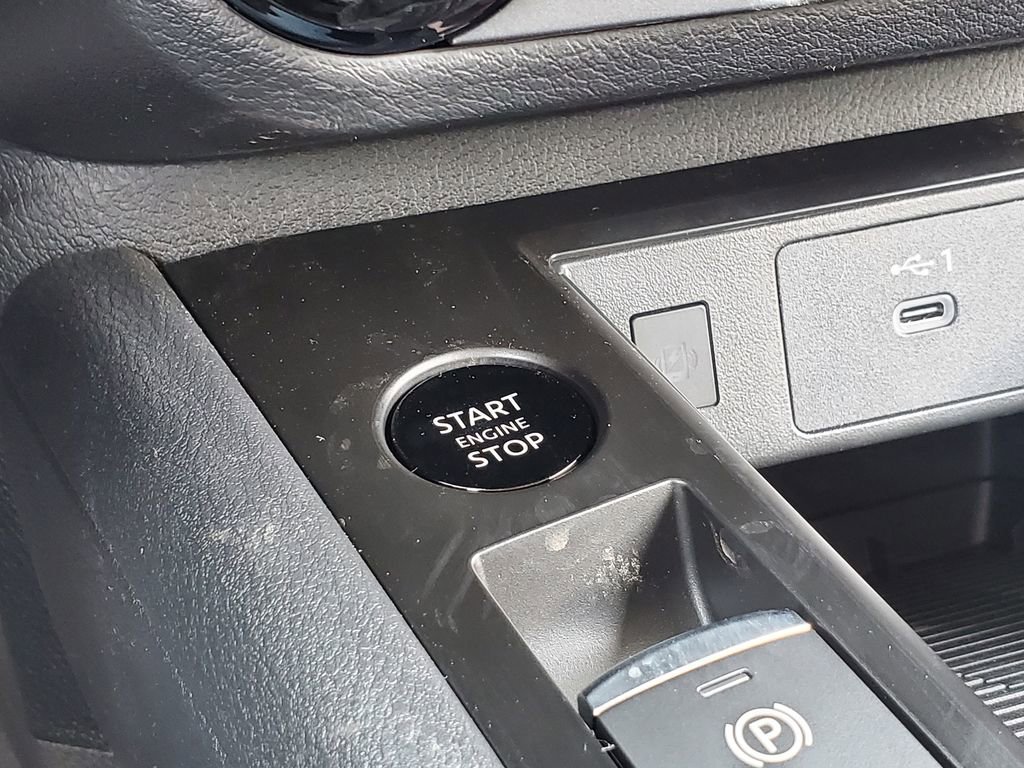 New 2026 Nissan Kicks SV AWD/4WD image 28