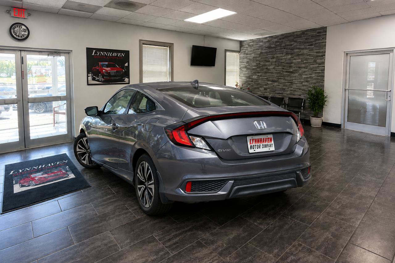 Used 2018 Honda Civic EX-T image 4