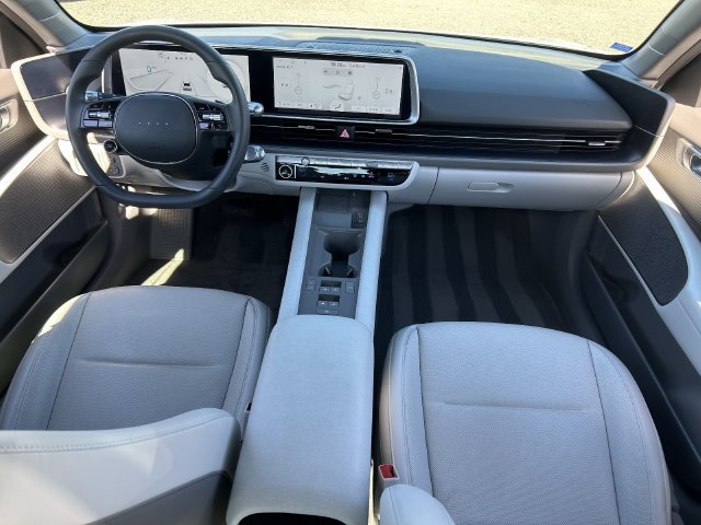 Used 2023 Hyundai Ioniq 6 SEL RWD image 16