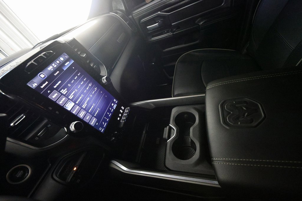 Used 2024 RAM 2500 Laramie w/ Night Edition image 34