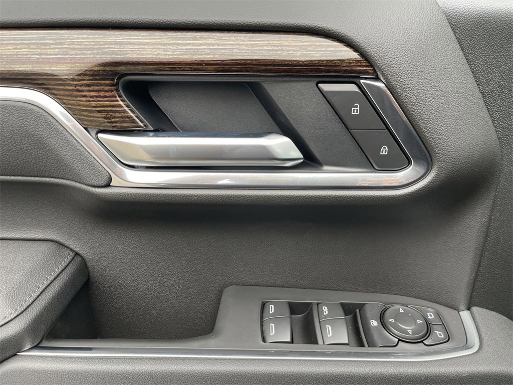 New 2026 GMC Sierra 1500 Elevation image 23