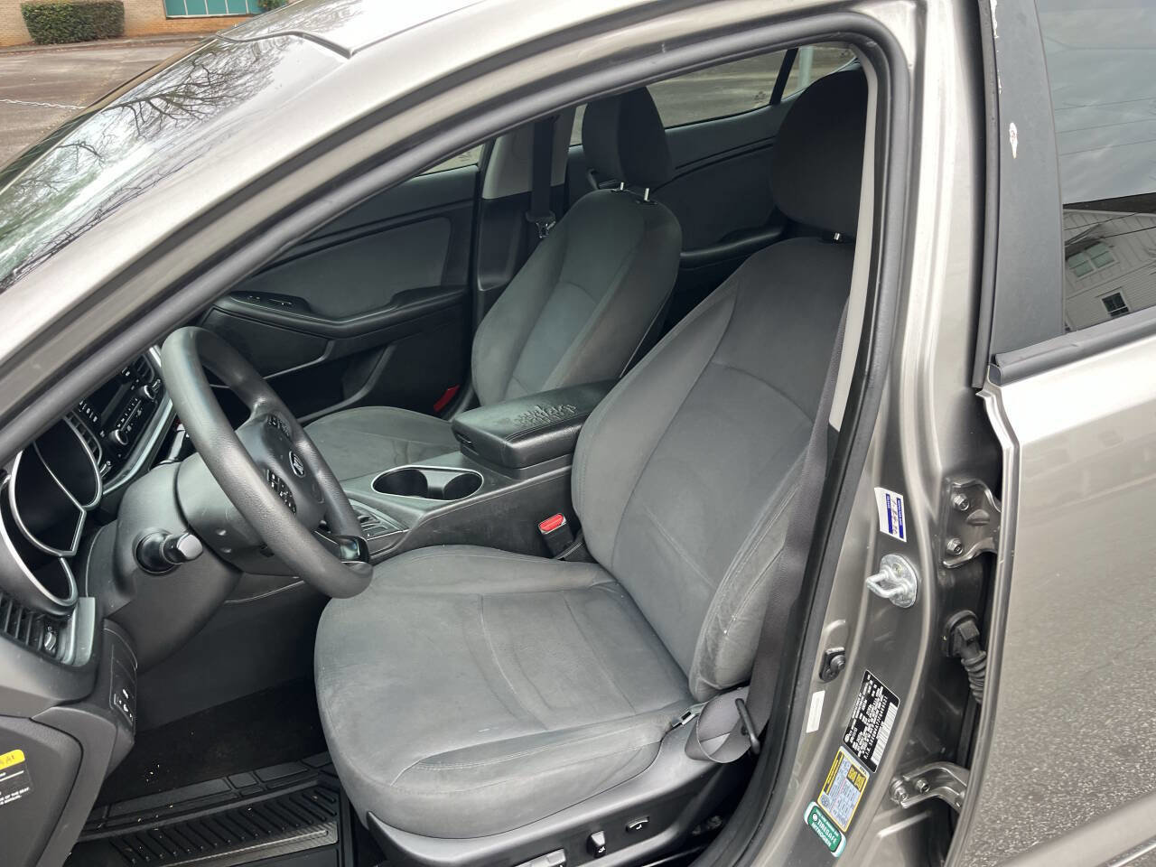 Used 2015 Kia Optima LX w/ LX Convenience Package image 10