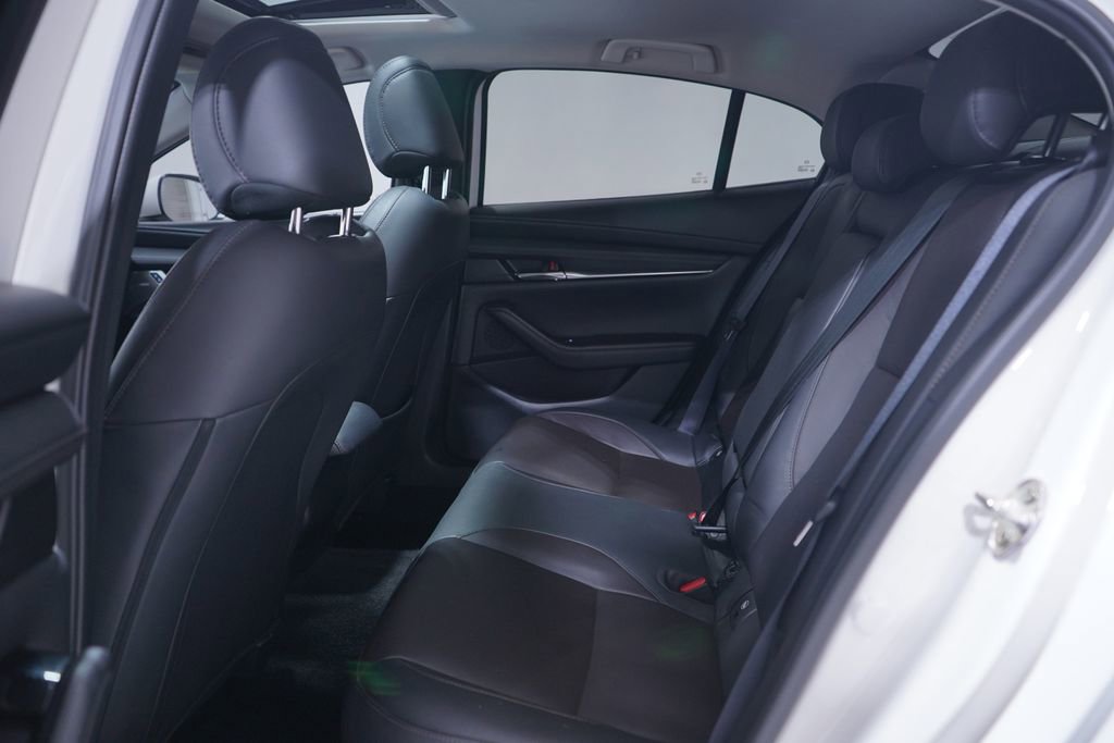 Used 2023 MAZDA MAZDA3 s image 9