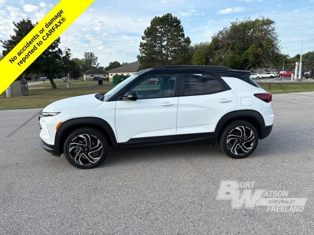 Used 2024 Chevrolet TrailBlazer RS w/ Convenience Package AWD/4WD image 3