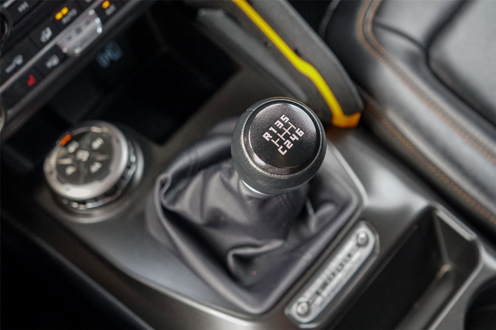 Used 2022 Ford Bronco Badlands image 14