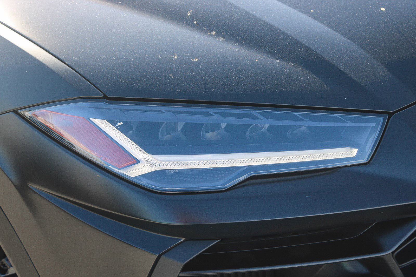 Used 2021 Lamborghini Urus image 2