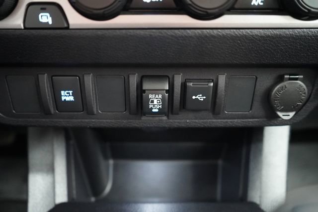 Used 2022 Toyota Tacoma SR5 image 38