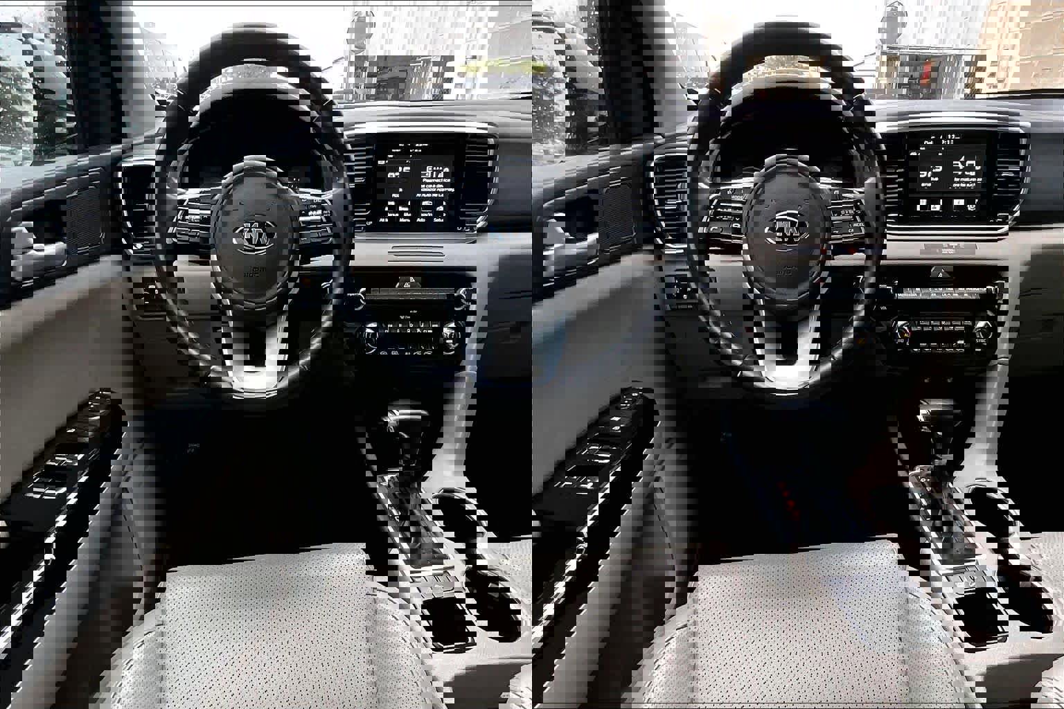 Used 2020 Kia Sportage EX image 12