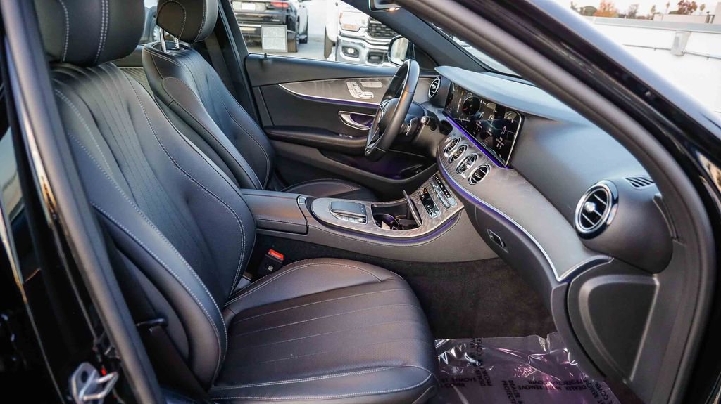 Used 2023 Mercedes-Benz E 350 Sedan image 18