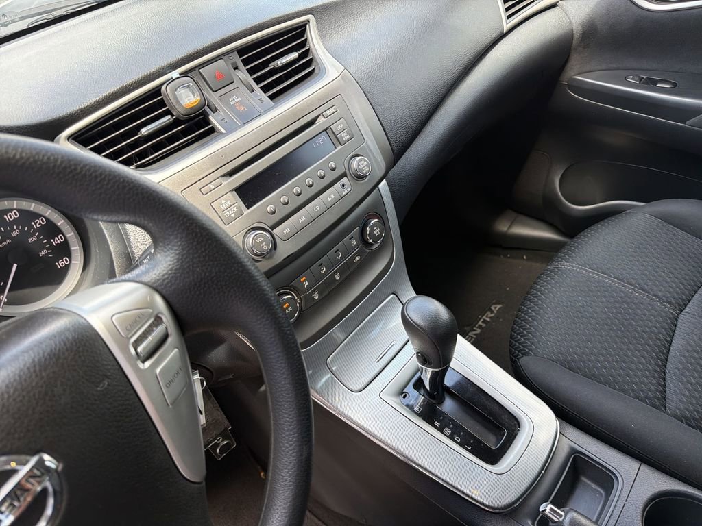 Used 2013 Nissan Sentra SR FWD image 25