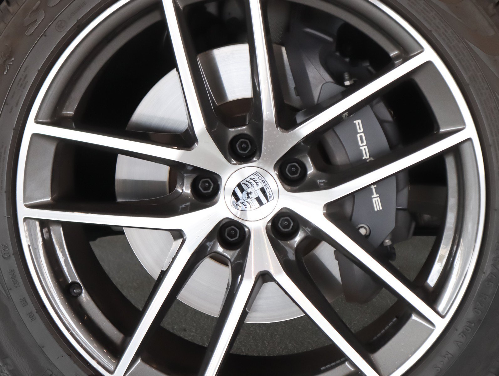 Used 2026 Porsche Macan AWD/4WD image 29